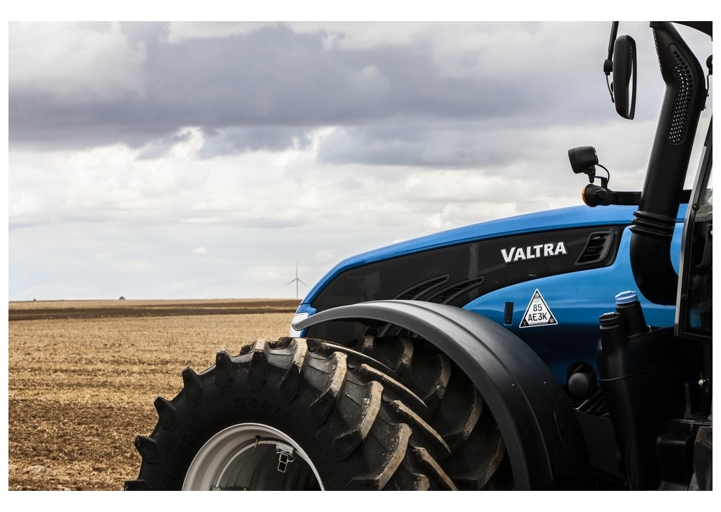 VALTRA - T3