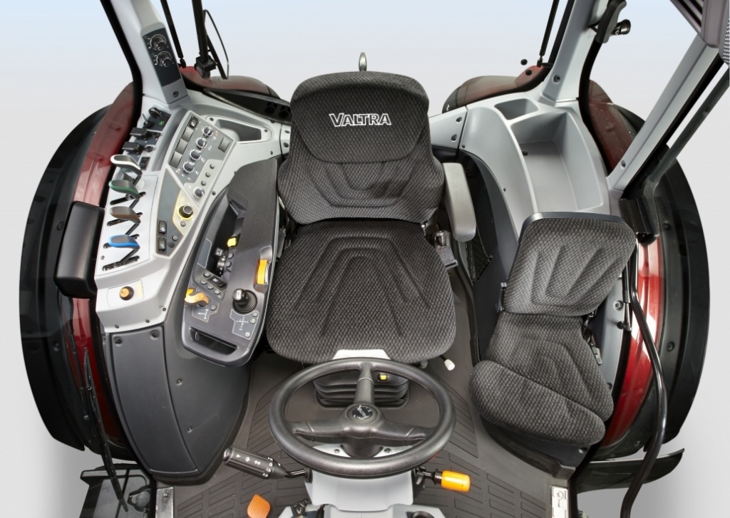 Valtra T4 - Nouvelle cabine Sky View: espace et confort