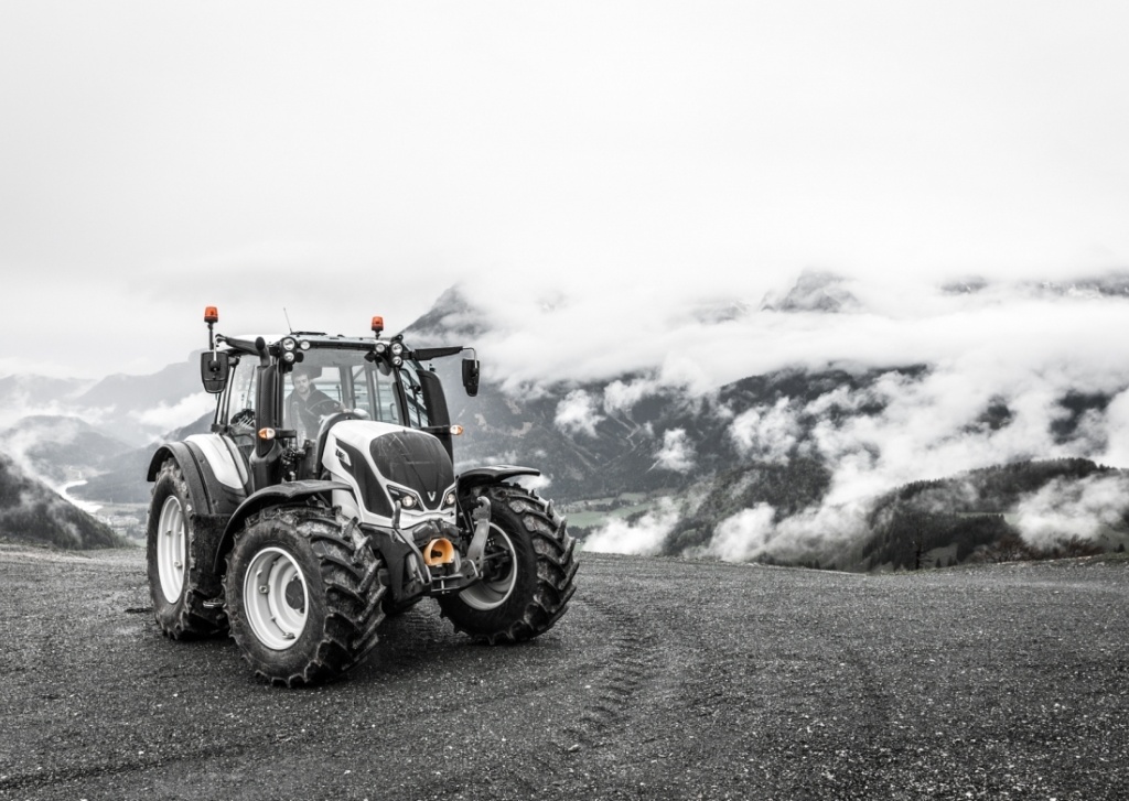 Valtra N4 - Moteur, transmission, chassis, cabine: tous fabriqués en Finlande!