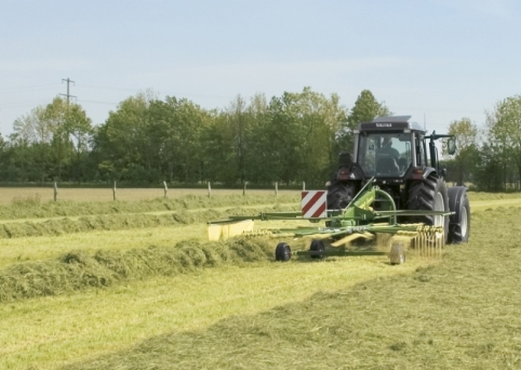 KRONE - SWADRO 42 - adaptation optimale au sol