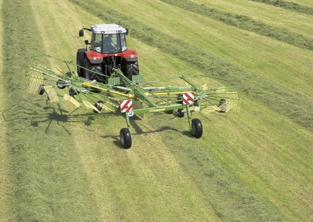 KRONE - SWADRO 800 - Double toupie à andain central